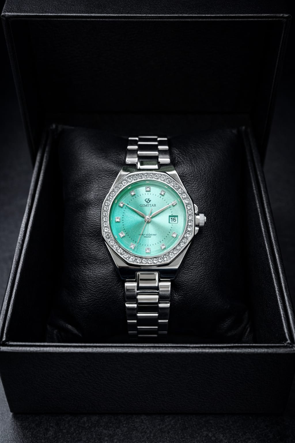 51a48f6e-1692-47e3-984d-3b2e721a0393 ⌚ GEMSTAR | أناقة تُقاس بالوقت